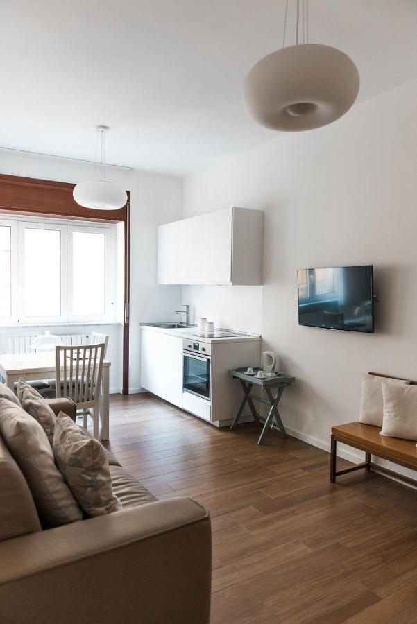 Starhost - Golden Apartments Salernes Extérieur photo