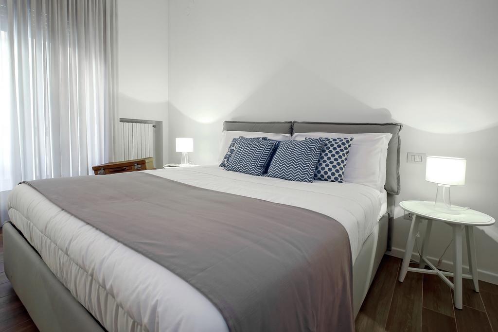 Starhost - Golden Apartments Salernes Extérieur photo